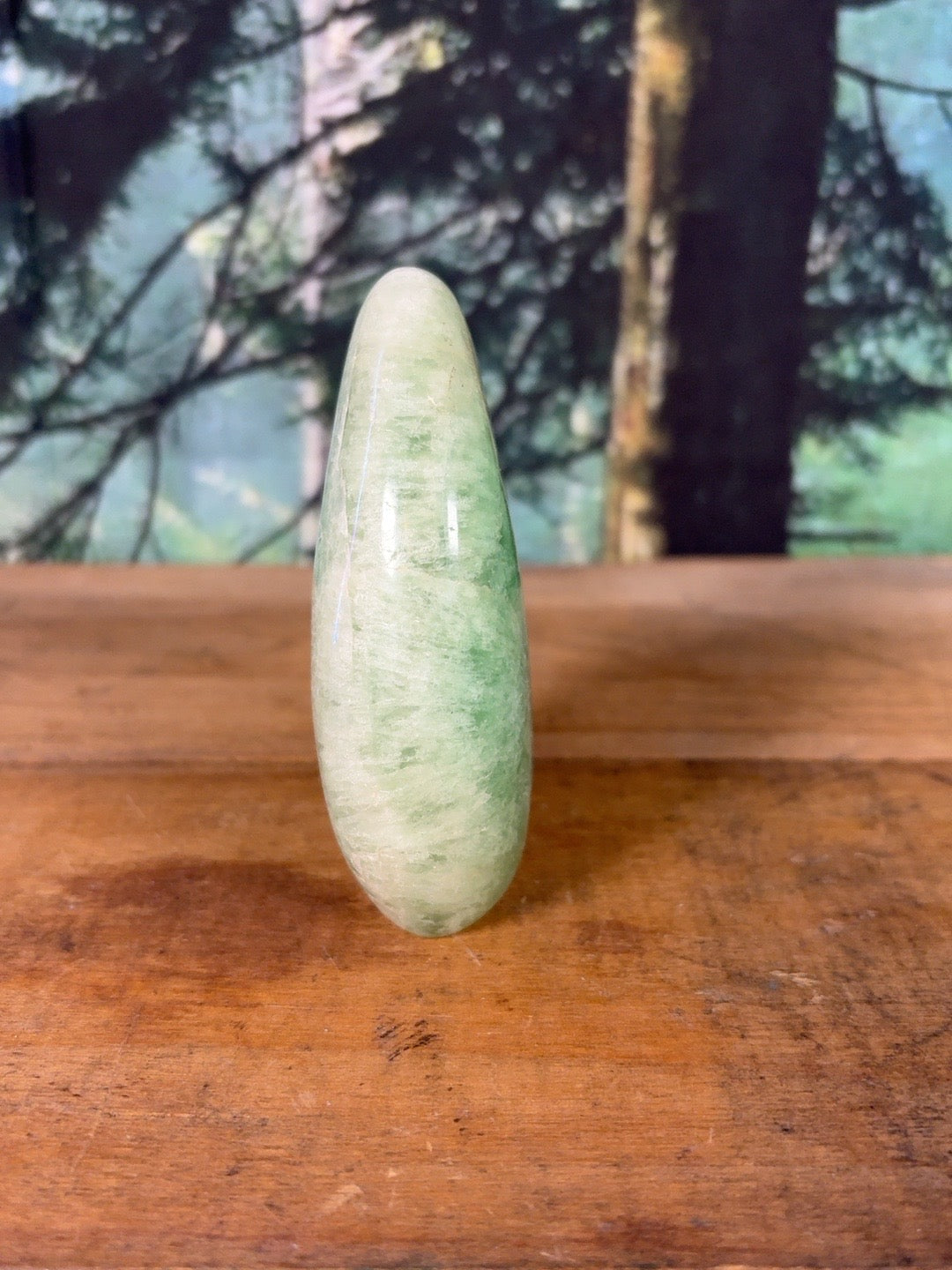 Pale green fluorite freeform, 13.7 oz – view 4